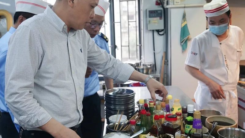 食品批发与零售：揭秘哪条路径更盈利