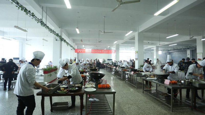餐饮加盟费用：新手如何合理预算？**